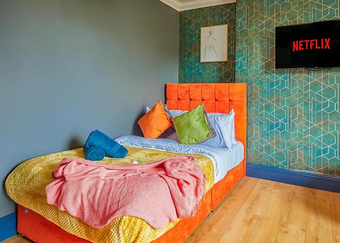 Free Parking New Gem With Garden