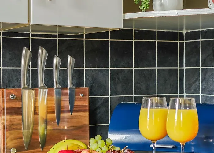 Free Parking New Gem With Garden בריסטול