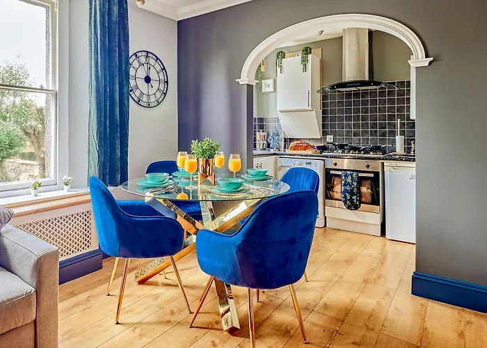 Free Parking New Gem With Garden *